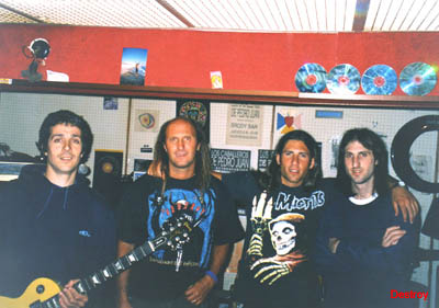 1-1323117837-6.jpg